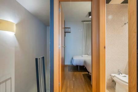 Appartement Bright And Modern Duplex With Terrace In Eixample District P2 Barcelone