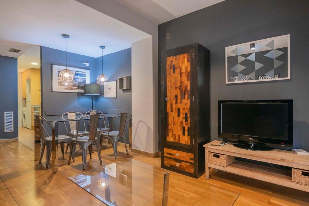 Bright And Modern Duplex With Terrace In Eixample District P2 * Barcelone